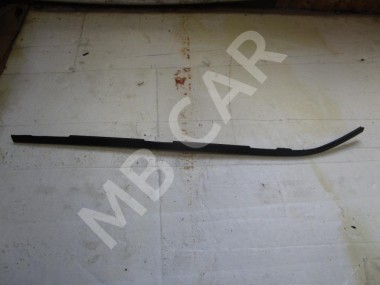 Молдинг лобового стекла MERCEDES-BENZ E-класс W124/S124/C124/A124 (1984 - 1997) — Разборка Мерседес