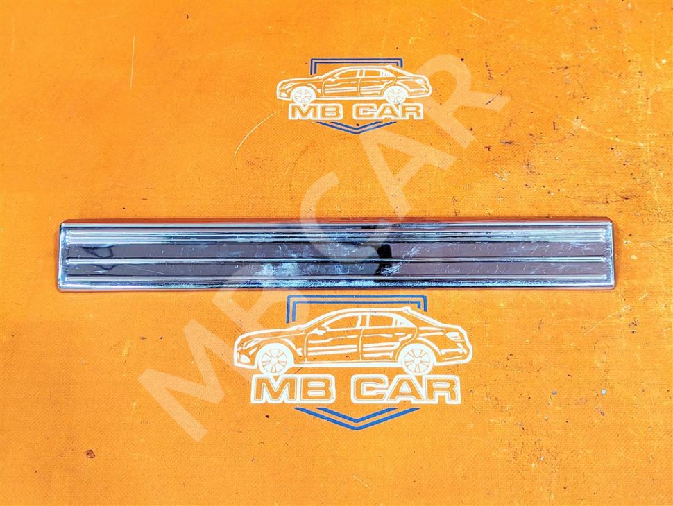 Накладка порога внутренняя MERCEDES-BENZ S-класс W220 рестайлинг (2002 - 2005) фото 1 — Разборка Мерседес