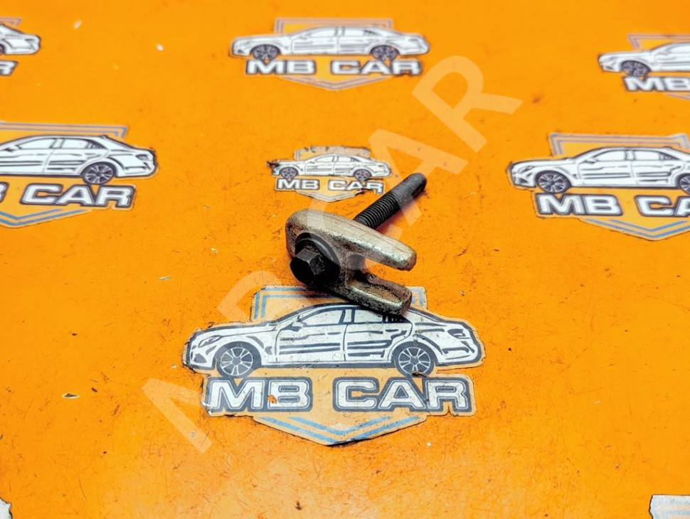 Кронштейн крепления форсунок MERCEDES-BENZ B-класс W246 рестайлинг (2014 - 2018) фото 1 &mdash; Разборка Мерседес