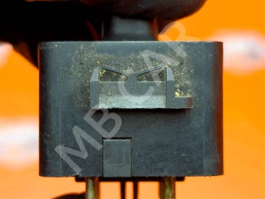 Кнопка регулировки зеркал MERCEDES-BENZ W124 W124/S124/C124/A124 (1984 - 1993) — Разборка Мерседес