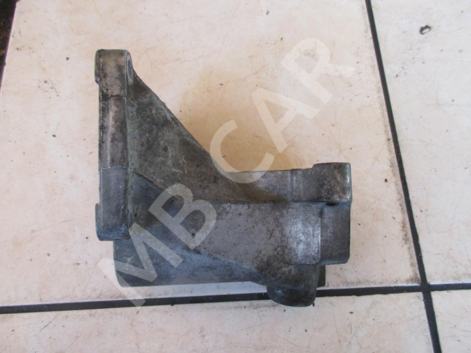 Лапа левая MERCEDES-BENZ E-класс W210/S210 (1995 - 1999) фото 1 — Разборка Мерседес