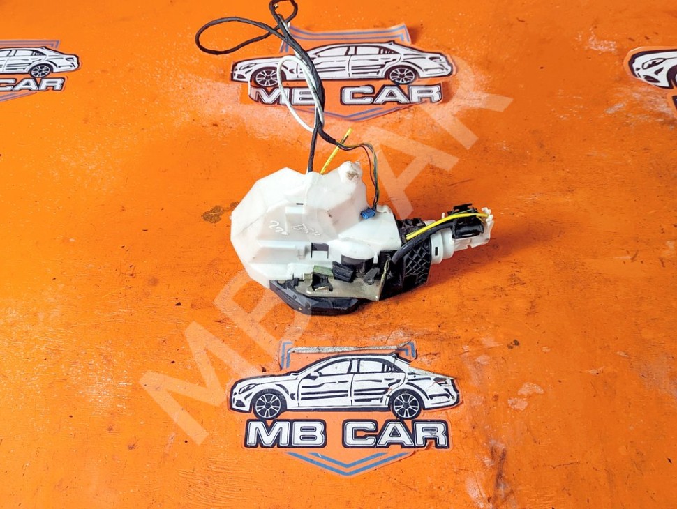 Замок двери задней правой MERCEDES-BENZ S-класс W220 рестайлинг (2002 - 2005) фото 1 &mdash; Разборка Мерседес