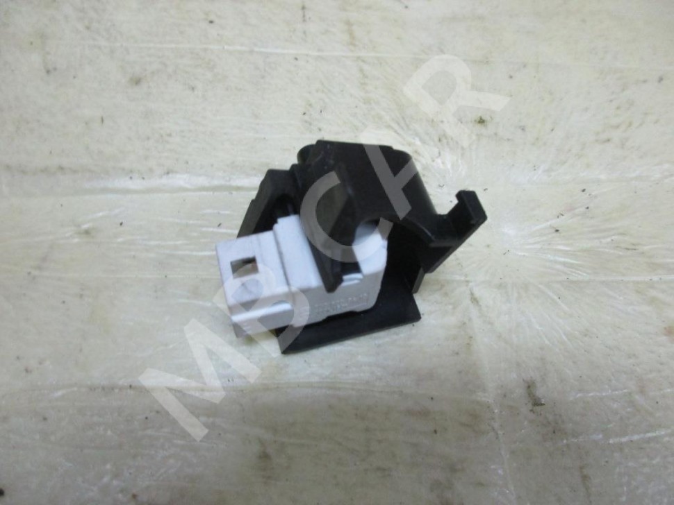 Концевик двери MERCEDES-BENZ C-класс W203/S203/CL203 (2000 - 2004) фото 1 — Разборка Мерседес