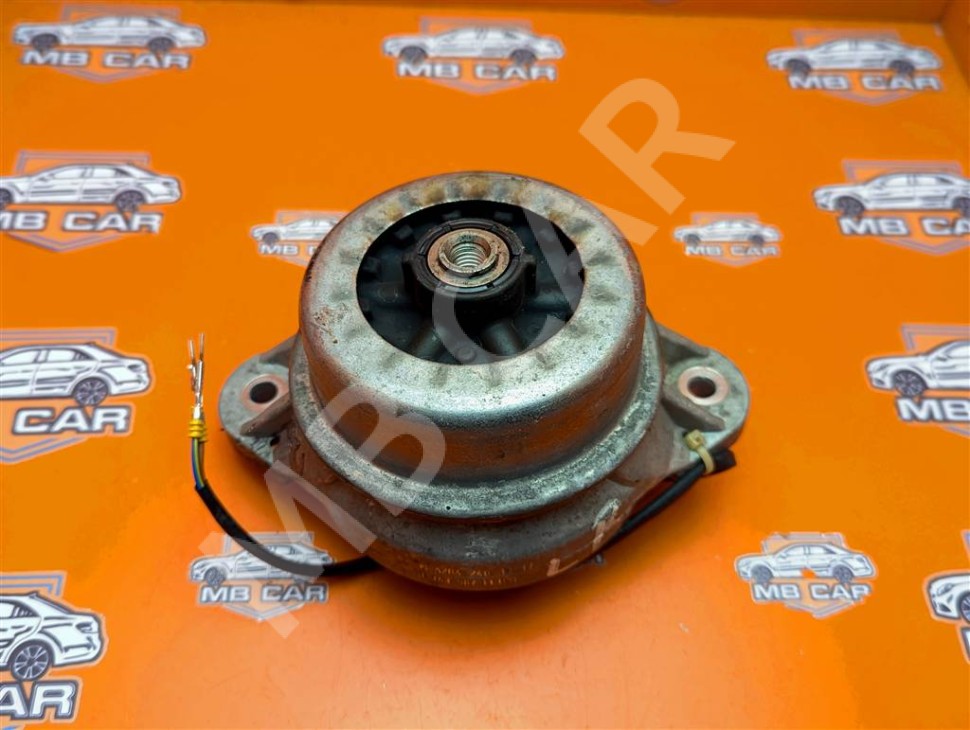 Опора двигателя MERCEDES-BENZ GLK-класс X204 (2008 - 2012) фото 1 — Разборка Мерседес