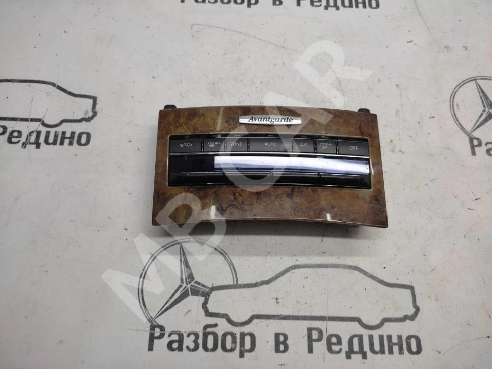 Панель управления климатом MERCEDES-BENZ E-класс W212/S212/C207/A207 (2009 - 2013) фото 1 — Разборка Мерседес
