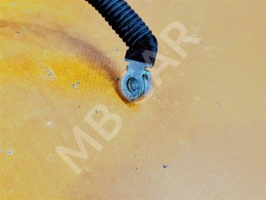 Провод генератора MERCEDES-BENZ C-класс W204/S204 (2006 - 2011) — Разборка Мерседес