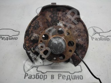 Кулак поворотный передний правый MERCEDES-BENZ VANEO W414 (2001 - 2005) — Разборка Мерседес