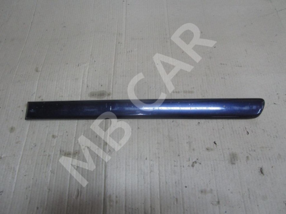 Молдинг двери MERCEDES-BENZ M-класс W163 (1997 - 2001) фото 1 — Разборка Мерседес