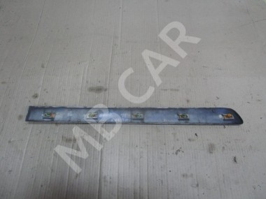 Молдинг двери MERCEDES-BENZ M-класс W163 (1997 - 2001) — Разборка Мерседес