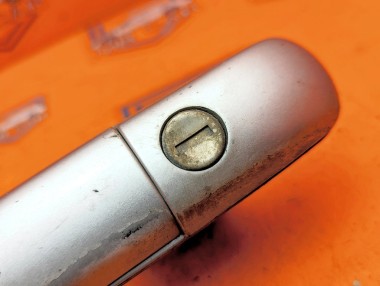 Ручка двери наружняя MERCEDES-BENZ V-класс W638/W639 (1996 - 2003) V 220 2.1 D AT (122 л.с.) &mdash; Разборка Мерседес