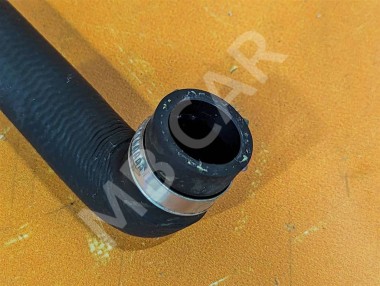 Патрубок ОЖ MERCEDES-BENZ E-класс W210/S210 (1995 - 1999) — Разборка Мерседес