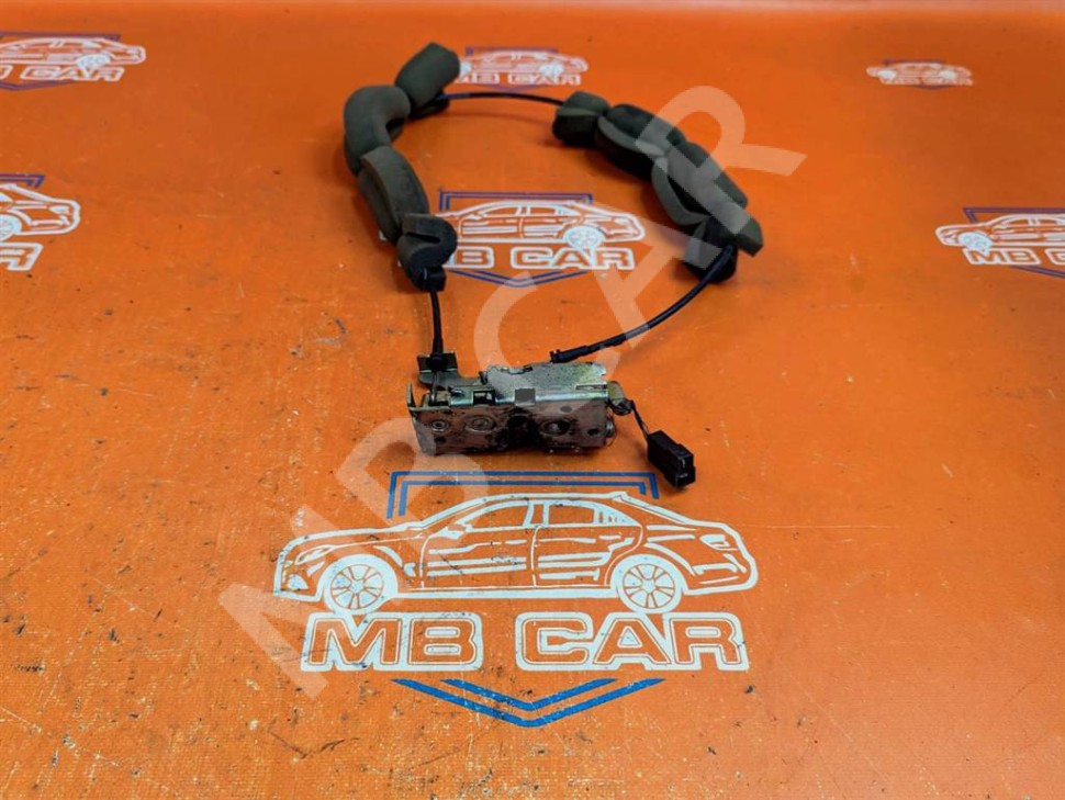 Замок двери сдвижной MERCEDES-BENZ Sprinter W901-905 (1995 - 2006) фото 1 — Разборка Мерседес