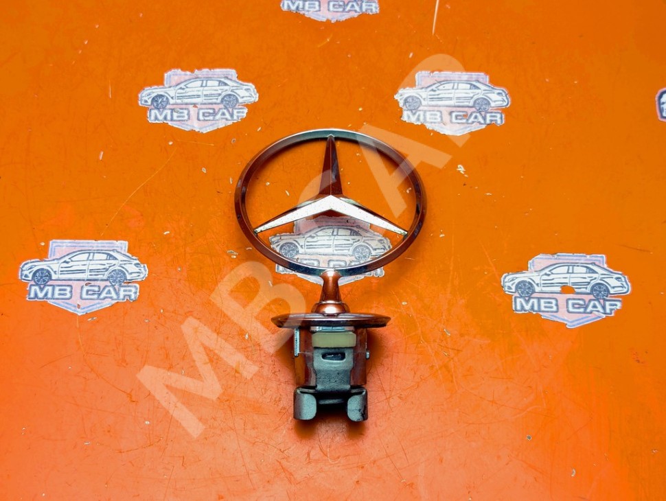 Эмблема капота MERCEDES-BENZ E-класс W211/S211 рестайлинг (2006 - 2009) фото 1 — Разборка Мерседес