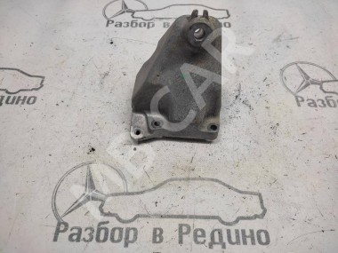 Лапа левая MERCEDES-BENZ V-класс W639 (2003 - 2014) — Разборка Мерседес