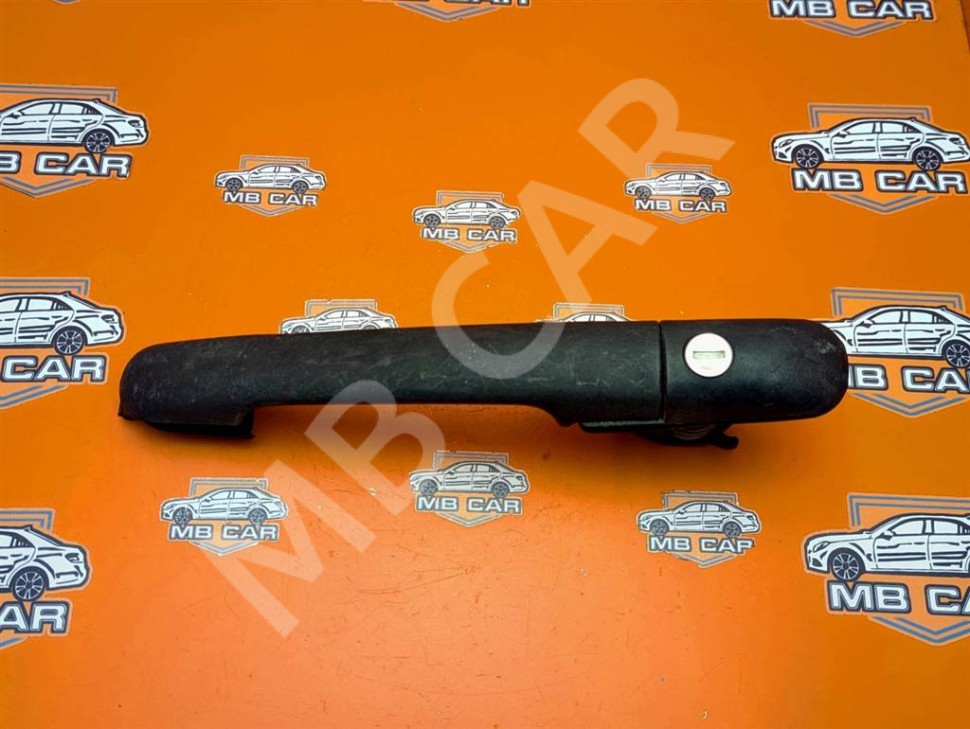 Ручка двери наружняя MERCEDES-BENZ Vito W638 (1996 - 2003) фото 1 &mdash; Разборка Мерседес