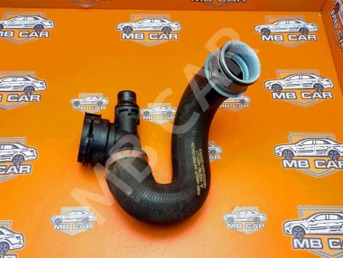 Патрубок радиатора MERCEDES-BENZ S-класс W222/C217/A217 (2013 - 2017) — Разборка Мерседес