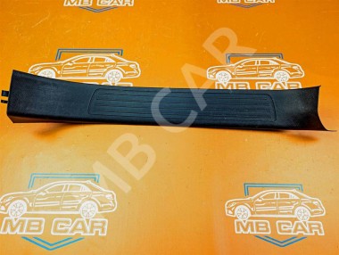 Накладка порога внутренняя MERCEDES-BENZ GL-класс X166 (2012 - 2016) — Разборка Мерседес
