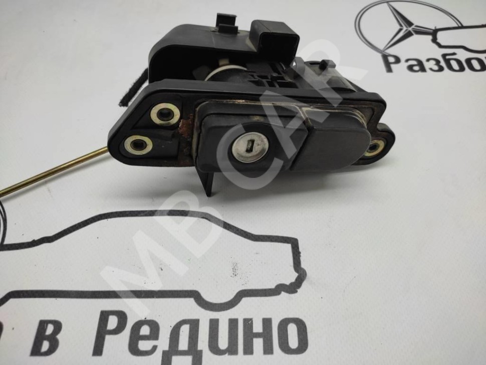 Ручка открытия багажника MERCEDES-BENZ S-класс W220 (1998 - 2005) фото 1 — Разборка Мерседес