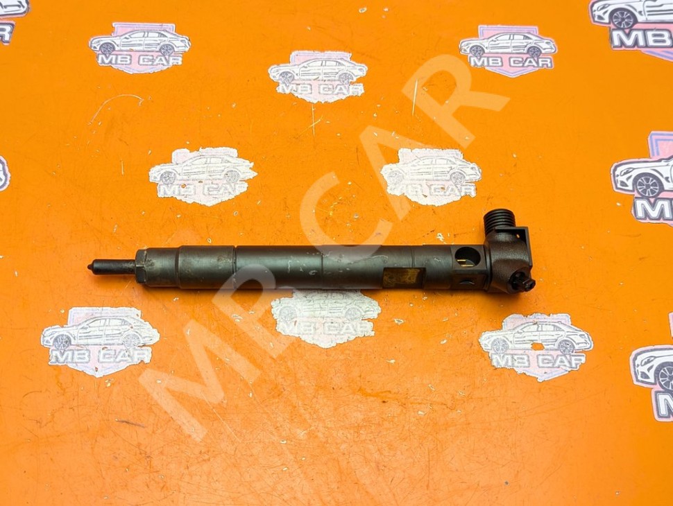 Форсунка ДИЗЕЛЬ MERCEDES-BENZ C-класс W204/S204/С204 рестайлинг (2011 - 2015) фото 1 &mdash; Разборка Мерседес