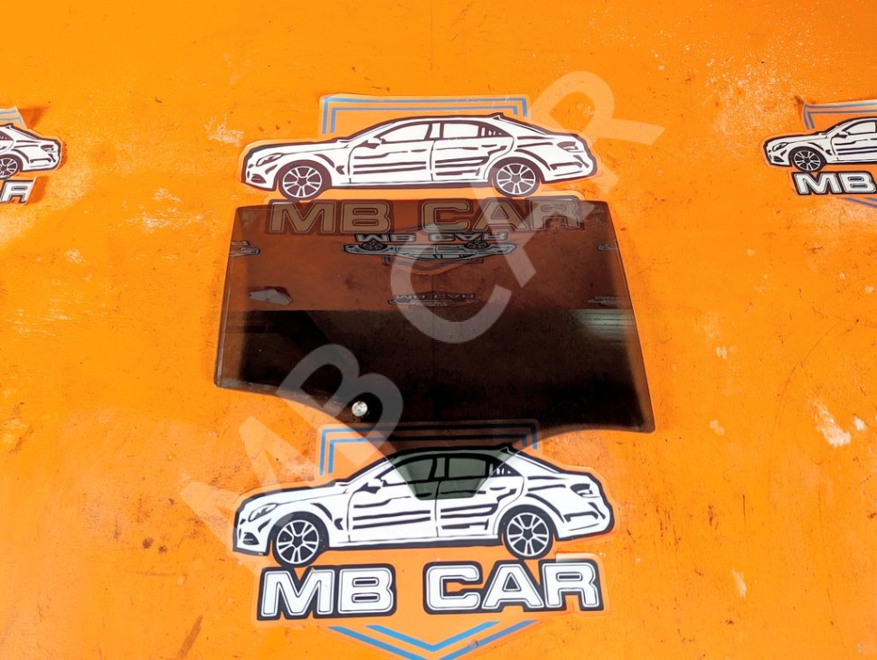 Стекло заднее правое MERCEDES-BENZ GLA-класс X156 (2013 - 2017) фото 1 &mdash; Разборка Мерседес