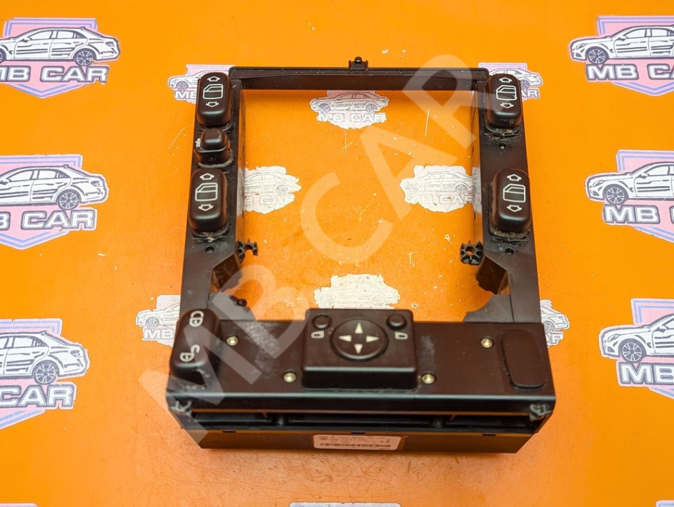 Блок кнопок стеклоподъемников MERCEDES-BENZ M-класс W163 рестайлинг (2001 - 2005) фото 1 &mdash; Разборка Мерседес