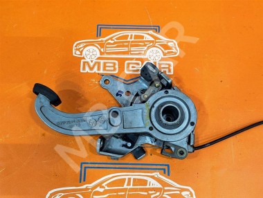 Педаль ручника MERCEDES-BENZ CLK-класс C208/W208 рестайлинг (1999 - 2003) — Разборка Мерседес