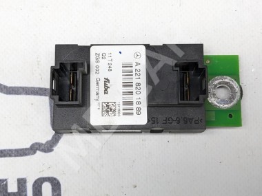 Усилитель антенны MERCEDES-BENZ S-класс W221 рестайлинг (2009 - 2013) — Разборка Мерседес