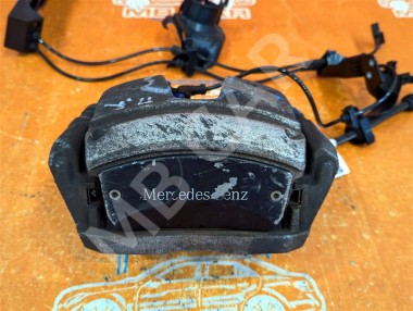 Суппорт передний правый MERCEDES-BENZ GLE-класс V167 (2018 - 2024) — Разборка Мерседес