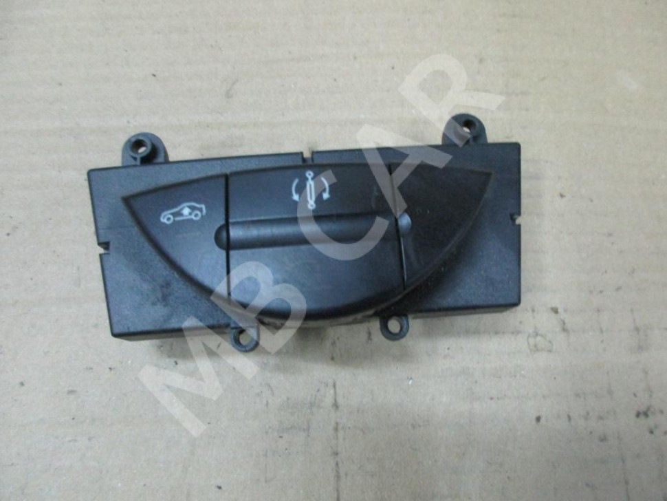 Блок кнопок MERCEDES-BENZ E-класс W211/S211 (2002 - 2006) фото 1 — Разборка Мерседес