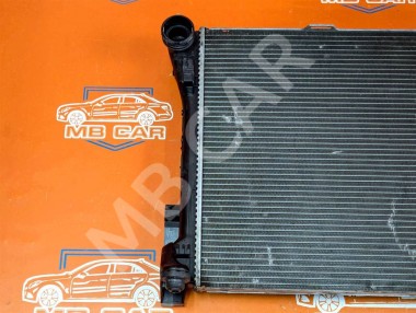 Радиатор MERCEDES-BENZ C-класс W204/S204 (2006 - 2011) — Разборка Мерседес