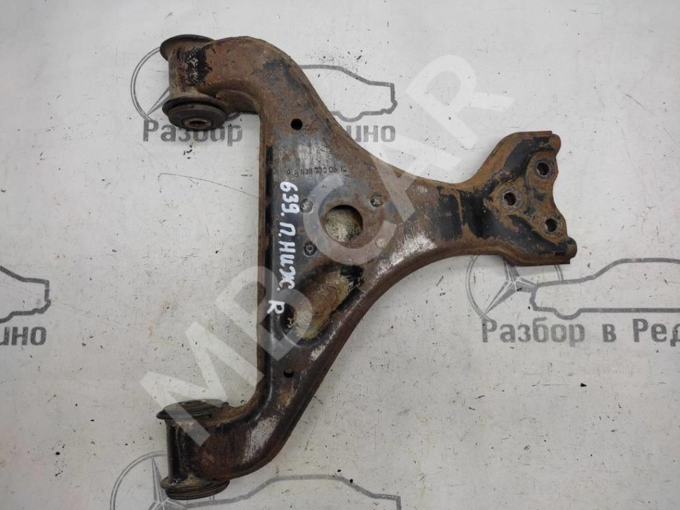 Рычаг передний нижний правый MERCEDES-BENZ V-класс W639 (2003 - 2014) фото 1 — Разборка Мерседес