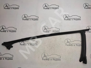 Уплотнитель стекла двери MERCEDES-BENZ CLS-класс C219 (2004 - 2008) — Разборка Мерседес