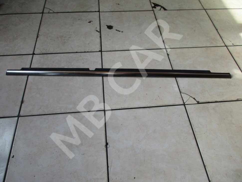 Молдинг стекла двери MERCEDES-BENZ C-класс W204/S204 (2006 - 2011) фото 1 — Разборка Мерседес