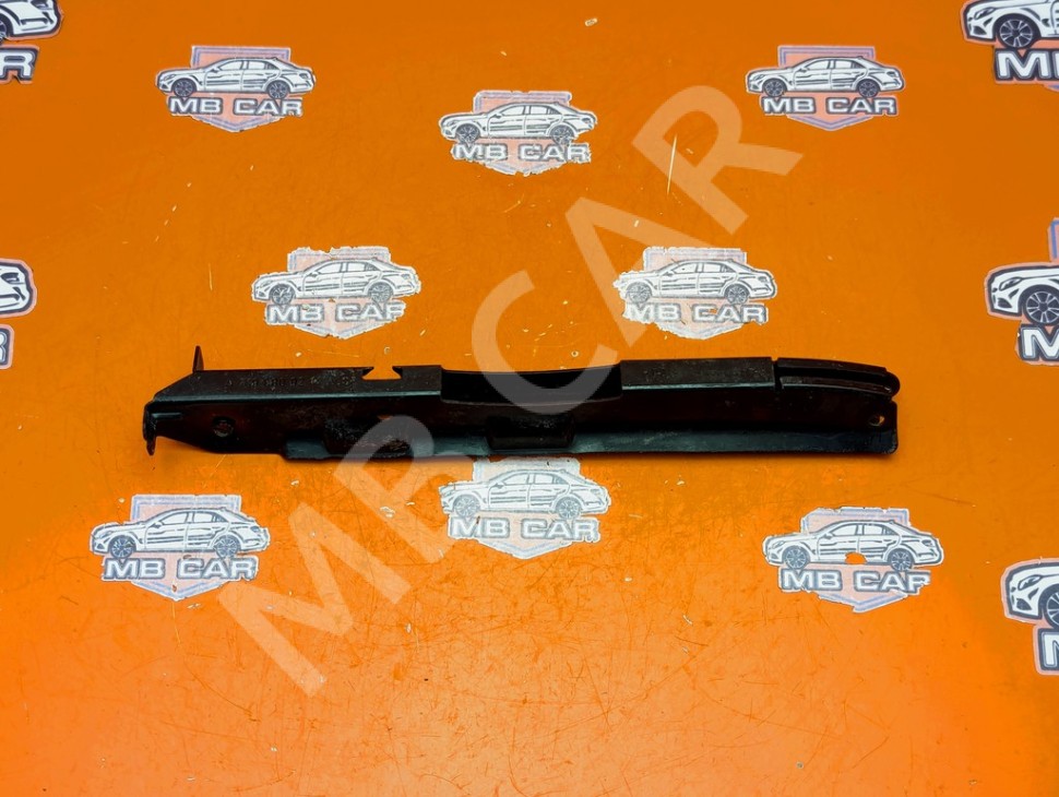 Кронштейн крепления бампера MERCEDES-BENZ CLS-класс C219 (2004 - 2008) фото 1 — Разборка Мерседес