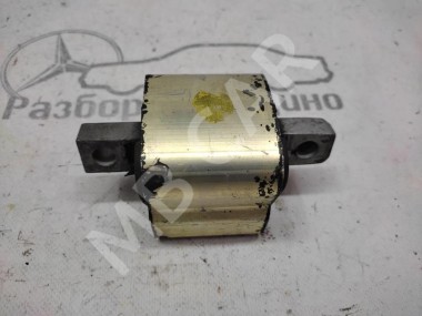 Опора КПП MERCEDES-BENZ C-класс W203/S203/CL203 (2000 - 2004) — Разборка Мерседес