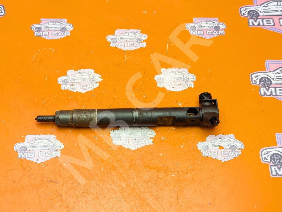 Форсунка ДИЗЕЛЬ MERCEDES-BENZ C-класс W204/S204/С204 рестайлинг (2011 - 2015) фото 1 &mdash; Разборка Мерседес