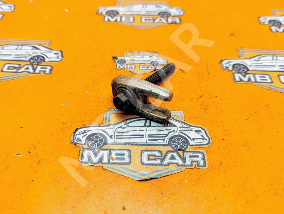 Кронштейн крепления форсунок MERCEDES-BENZ B-класс W246 рестайлинг (2014 - 2018) фото 1 &mdash; Разборка Мерседес