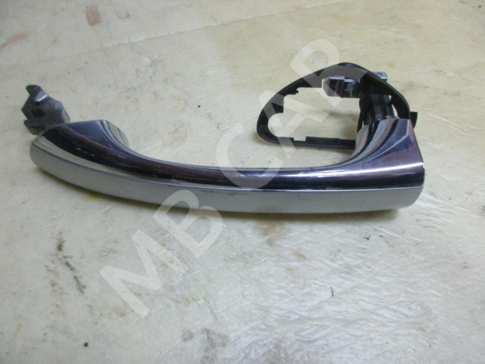 Ручка двери наружняя MERCEDES-BENZ CLS-класс C219 (2004 - 2008) фото 1 — Разборка Мерседес