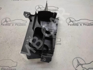 Воздуховод радиатора MERCEDES-BENZ X-класс I (2017 - 2020) — Разборка Мерседес