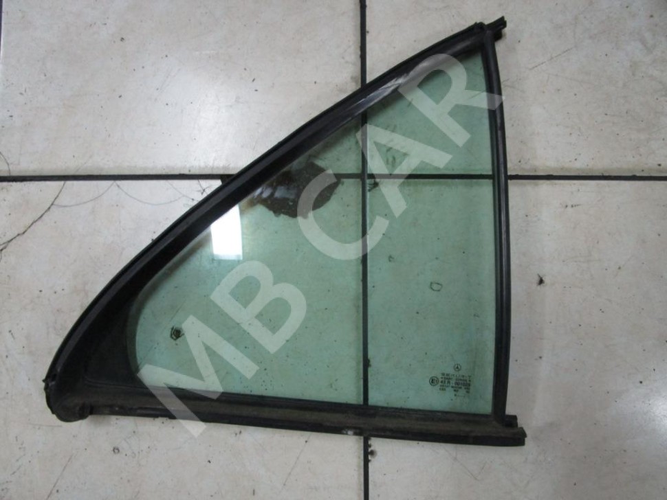Стекло заднее правое MERCEDES-BENZ E-класс W210/S210 рестайлинг (1999 - 2003) фото 1 — Разборка Мерседес