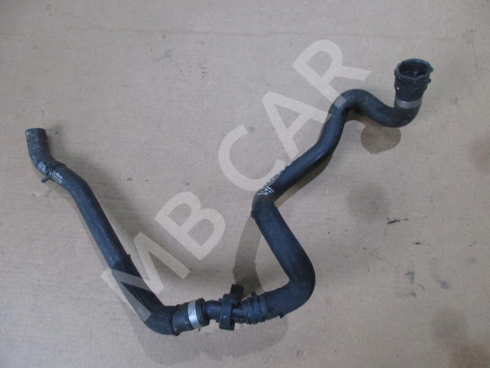 Патрубок ОЖ MERCEDES-BENZ GLC-класс X253 (2015 - 2019) фото 1 — Разборка Мерседес