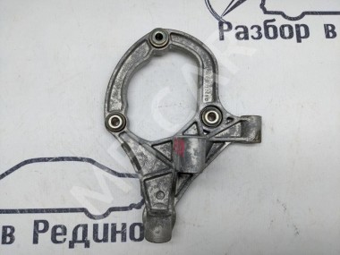 Кронштейн MERCEDES-BENZ C-класс W204/S204 (2006 - 2011) — Разборка Мерседес