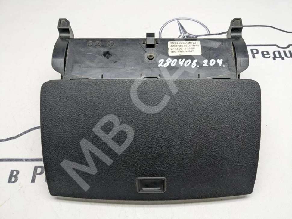 Монитор MERCEDES-BENZ C-класс W204/S204 (2006 - 2011) фото 1 &mdash; Разборка Мерседес