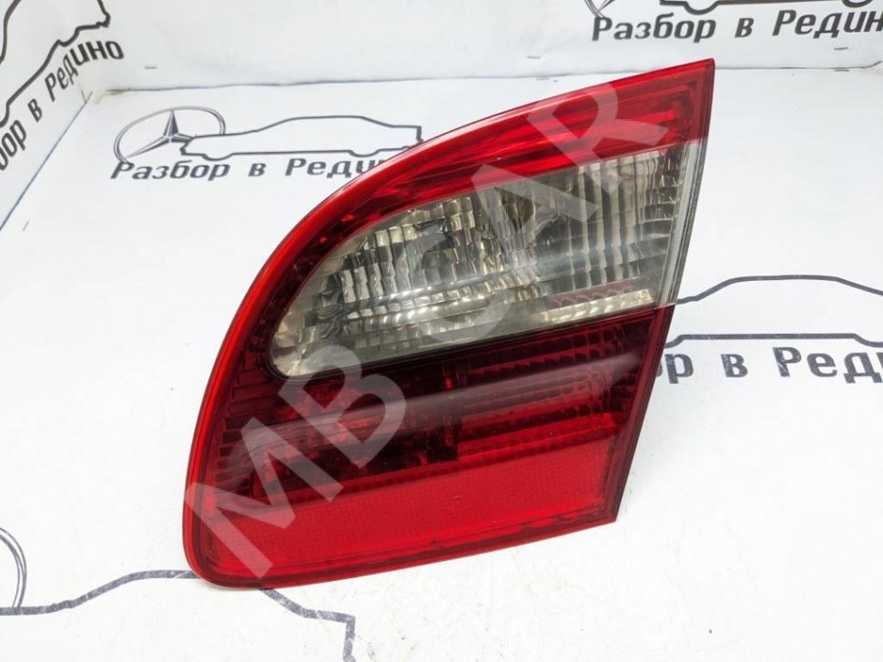 Фонарь крышки багажника MERCEDES-BENZ E-класс W211/S211 (2002 - 2006) фото 1 — Разборка Мерседес