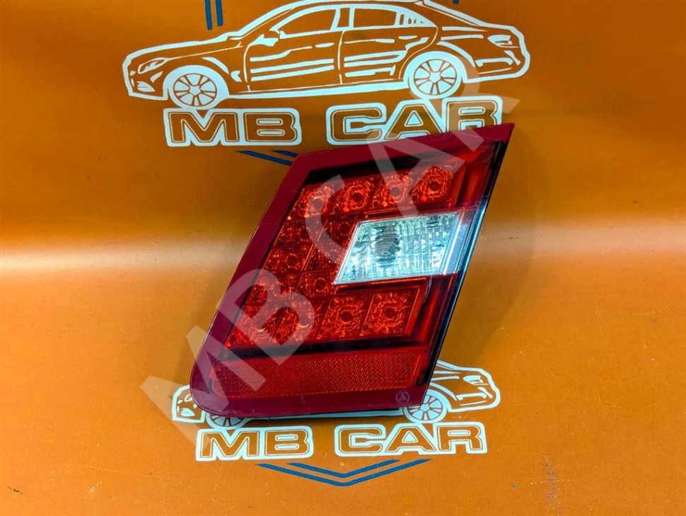 Фонарь крышки багажника MERCEDES-BENZ E-класс W212/S212/C207/A207 (2009 - 2013) фото 1 — Разборка Мерседес