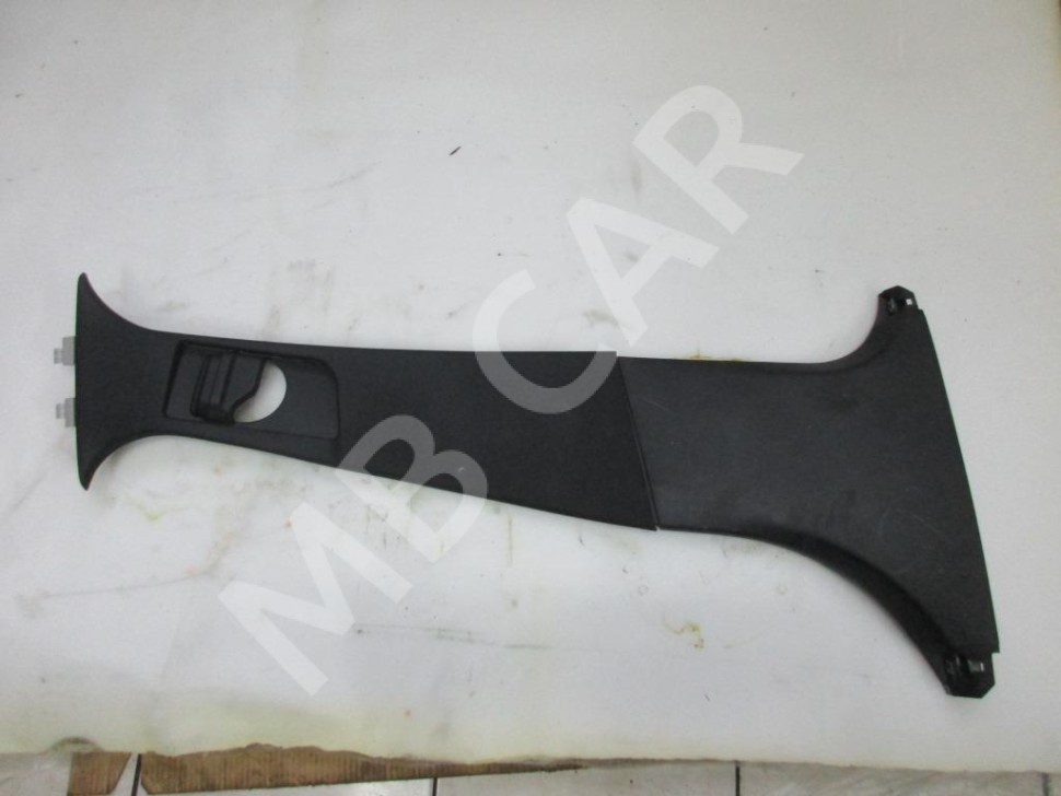 Накладка средней стойки MERCEDES-BENZ C-класс W205/S205/C205/A205 (2014 - 2018) фото 1 — Разборка Мерседес