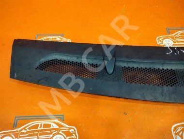 Решетка капота MERCEDES-BENZ A-класс W169 (2004 - 2008) — Разборка Мерседес