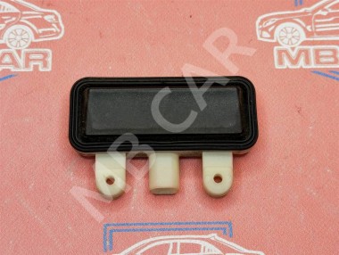Кнопка закрытия багажника MERCEDES-BENZ E-класс W212/S212/C207/A207 (2009 - 2013) &mdash; Разборка Мерседес