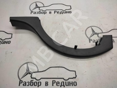 Накладка петли багажника MERCEDES-BENZ CLS-класс C219 (2004 - 2008) — Разборка Мерседес