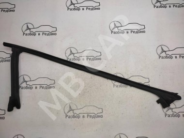 Уплотнитель стекла двери MERCEDES-BENZ CLS-класс C219 (2004 - 2008) — Разборка Мерседес